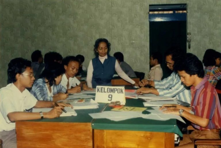 Pekan Orientasi Kerja Intensive UT 1985