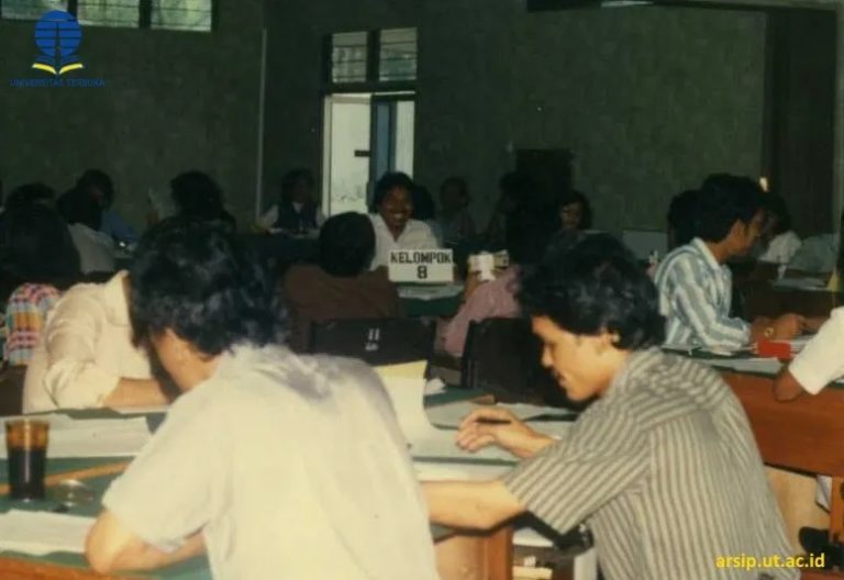 Pekan Orientasi Kerja Intensive UT 1985