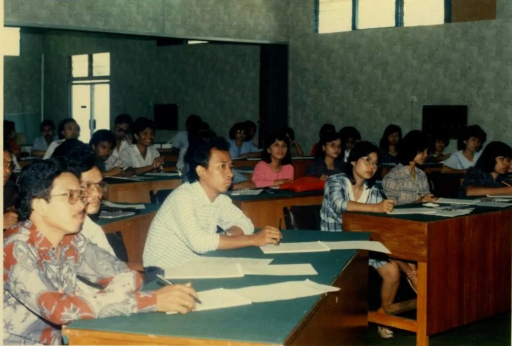 Pekan Orientasi Kerja Intensive UT 1985