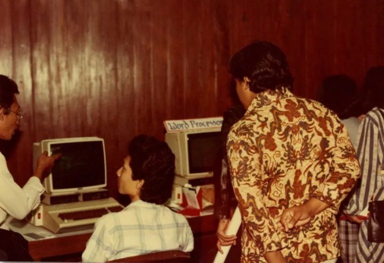 Pameran UT Balai Sidang Jakarta 1985